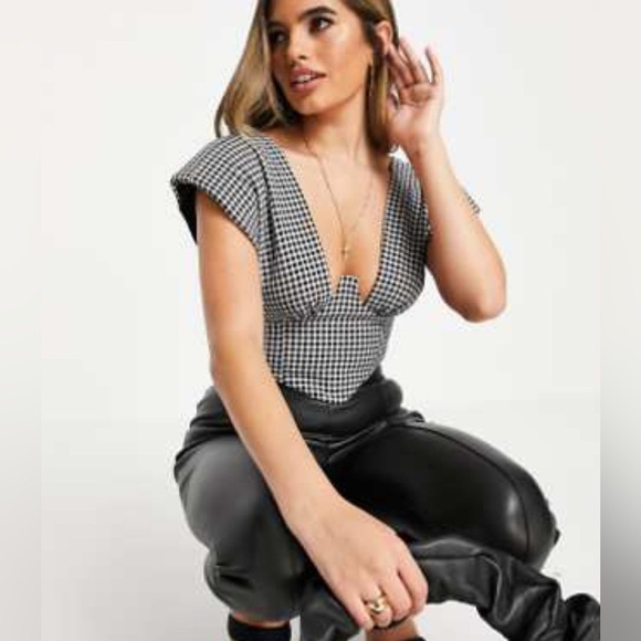 Plunge neck crop top corset with Statement shoulder Gingham print size 12 - Picture 8 of 8